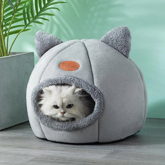 Ultra-Cozy Pet Cave Bed – Warm Winter Nest for Cats & Small Dogs